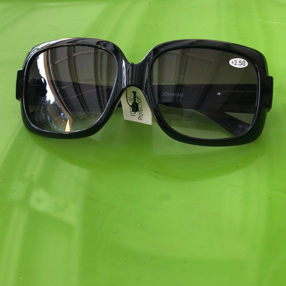 Two pair of Reading glasses +2.50